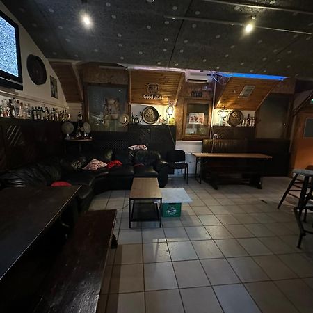 בודפשט Whole Basemenet Former Pub4 Stag Do/Hen Party מראה חיצוני תמונה