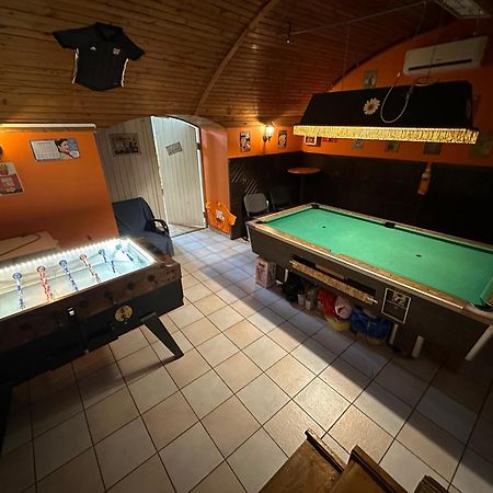בודפשט Whole Basemenet Former Pub4 Stag Do/Hen Party מראה חיצוני תמונה